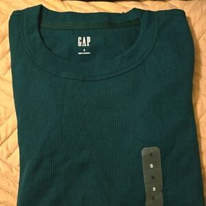 GAP Women's Green Long Sleeve Tshirt Size S